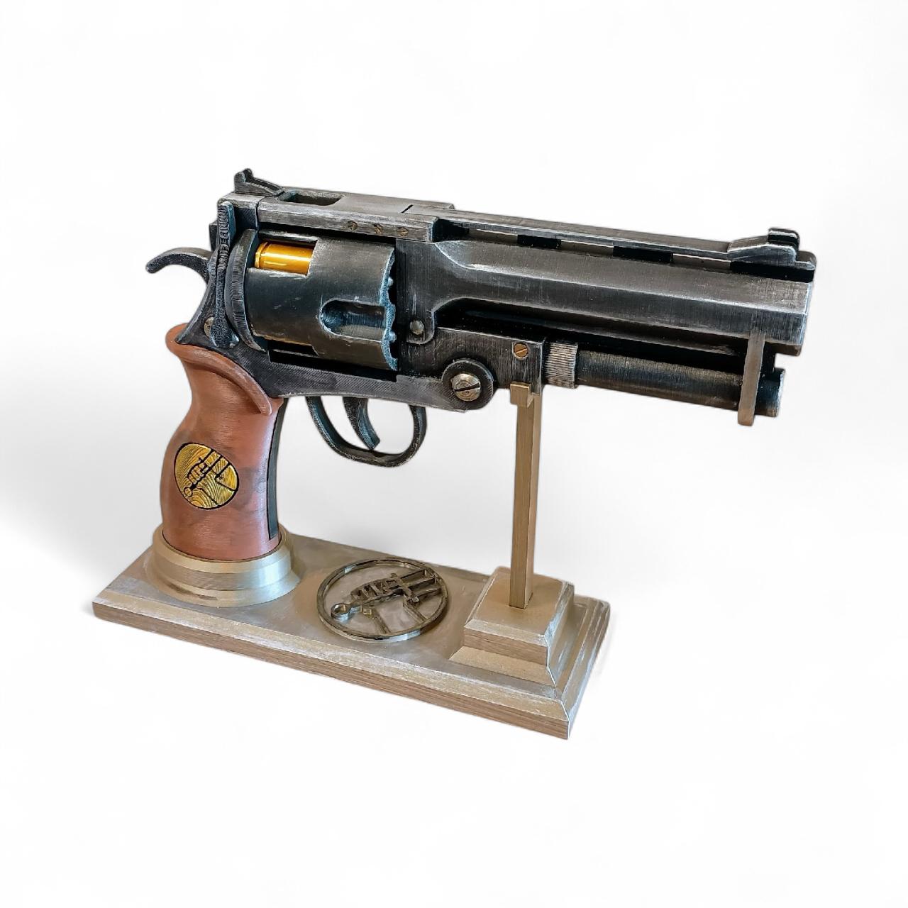 Hellboy – Good Samaritan Revolver Prop Replica