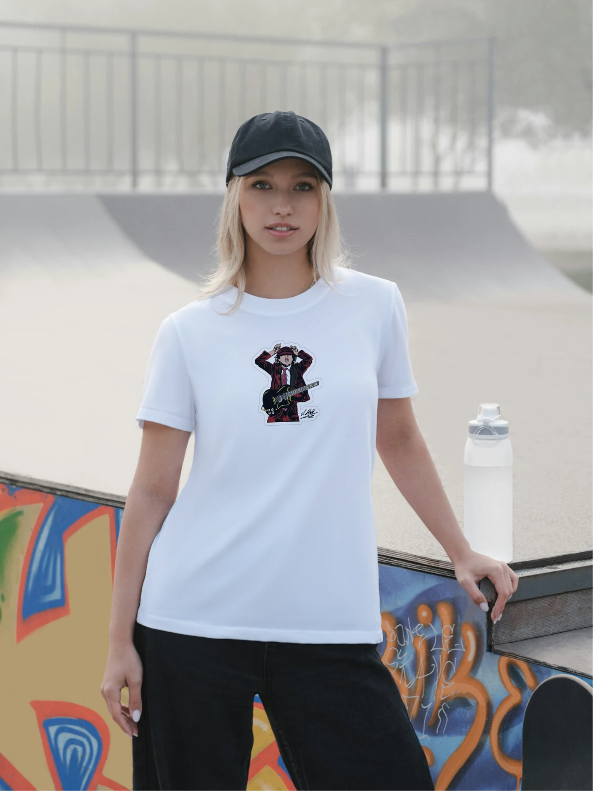 Angus Young baskılı tshirt byanatoli