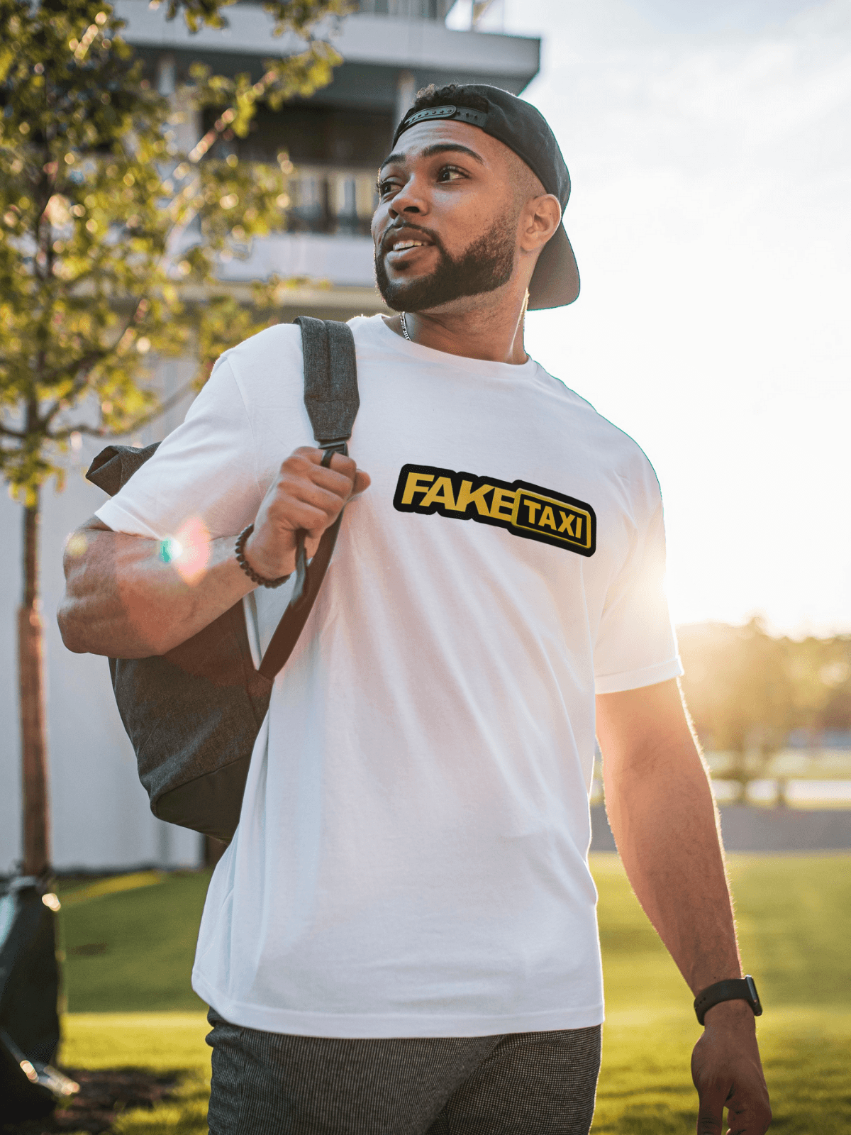 Fake Taxi baskılı tshirt 