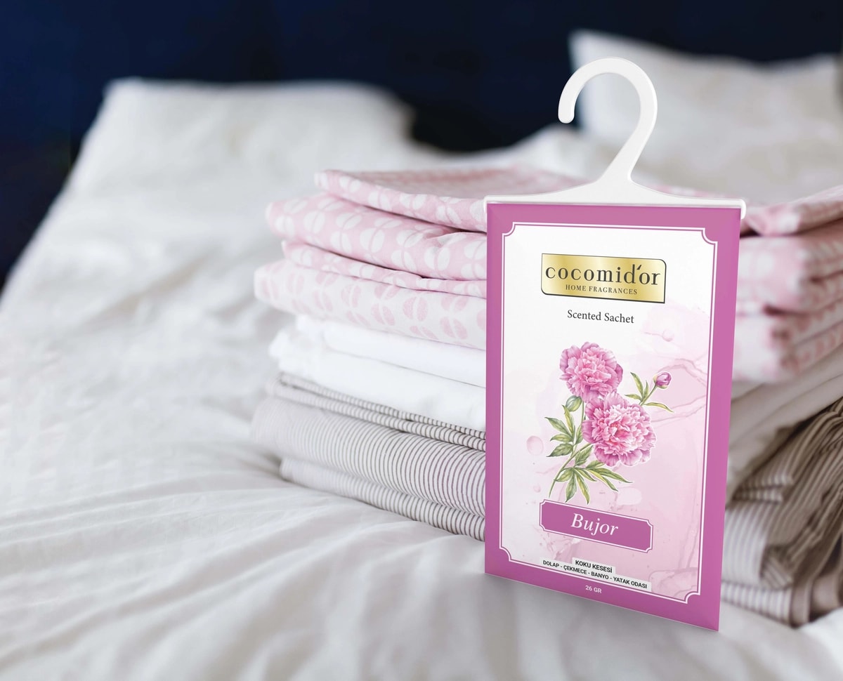 Dolap Kokusu Askılı Bujor