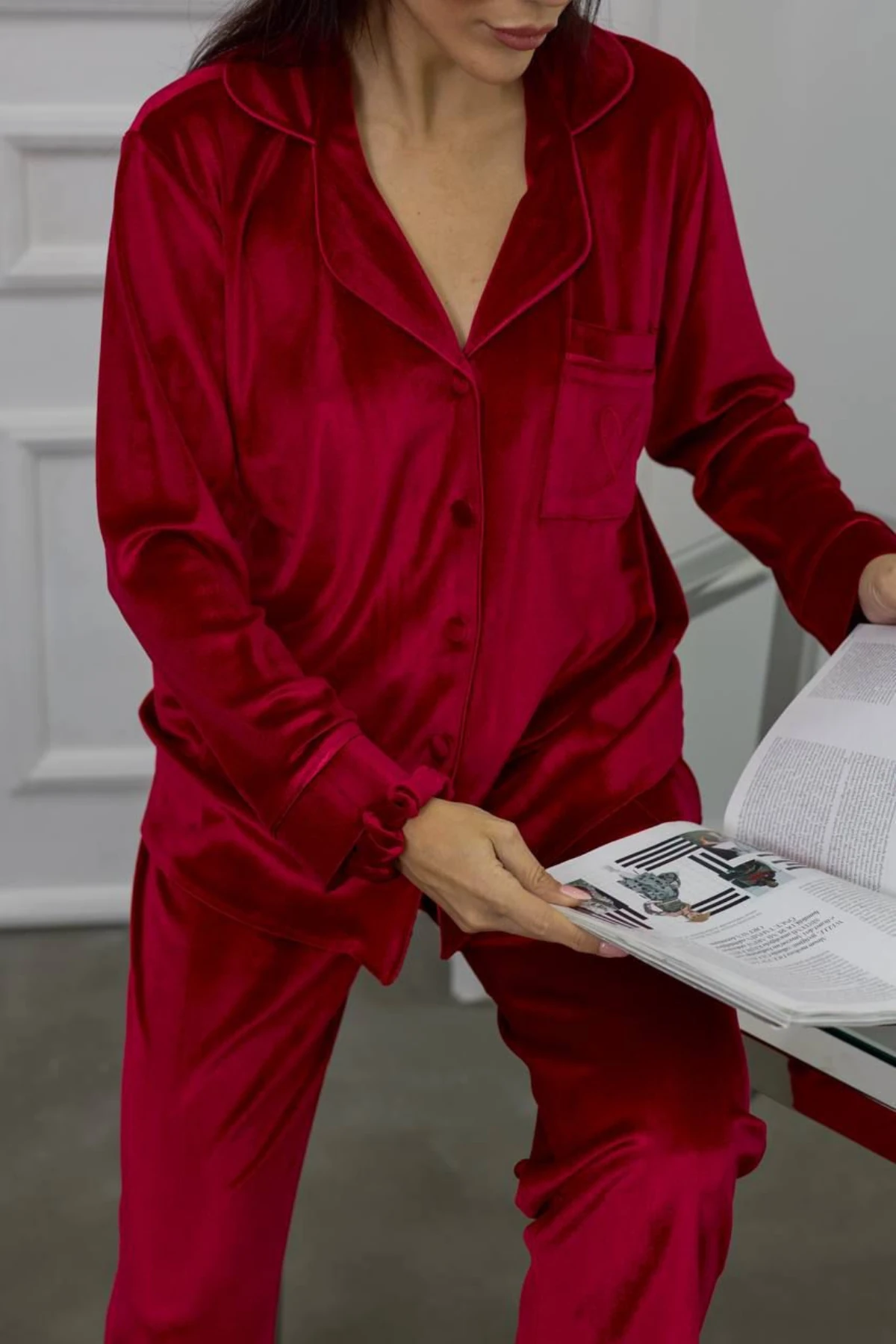 Muah Kırmızı Gofrajlı Kalp Nakışlı Uzun Kadi̇fe Pi̇jama Takımı