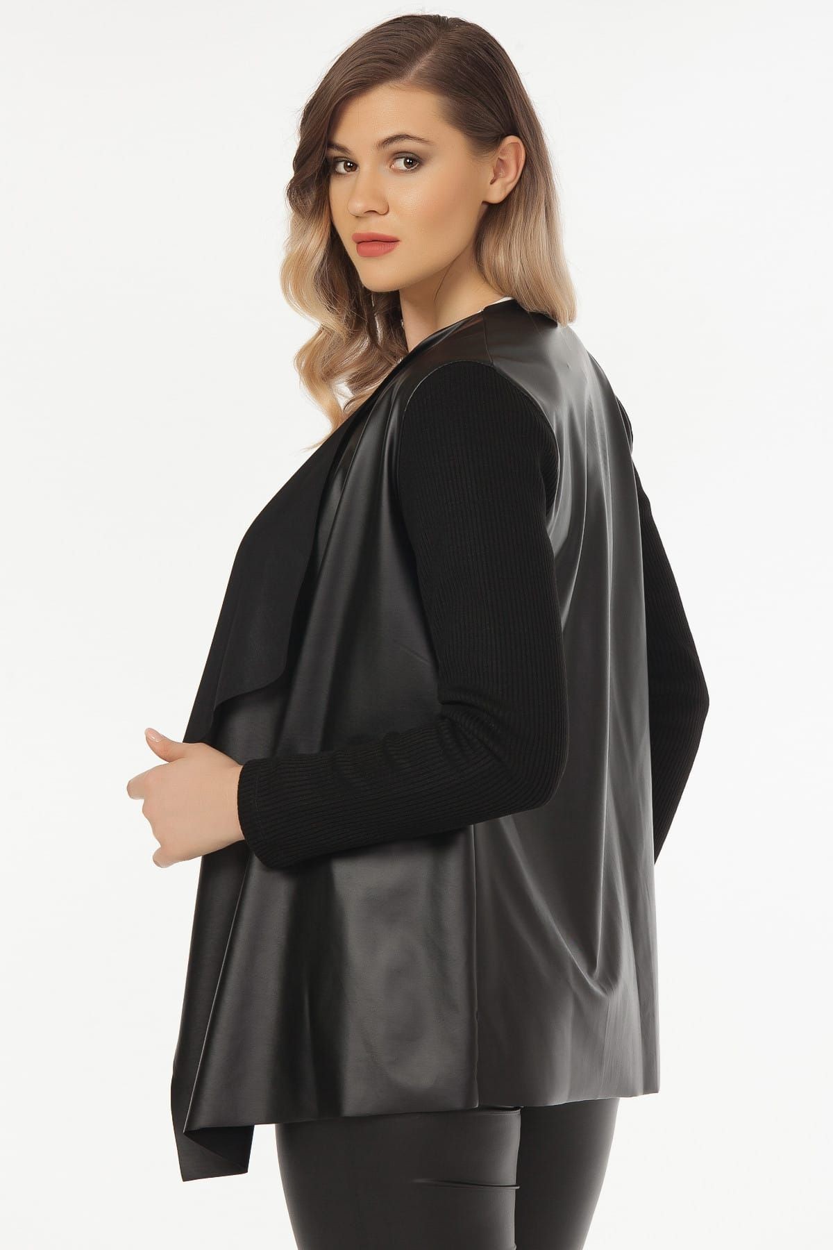 Kadın Siyah Kaşkorse Kol Deri Hırka 19LB9141