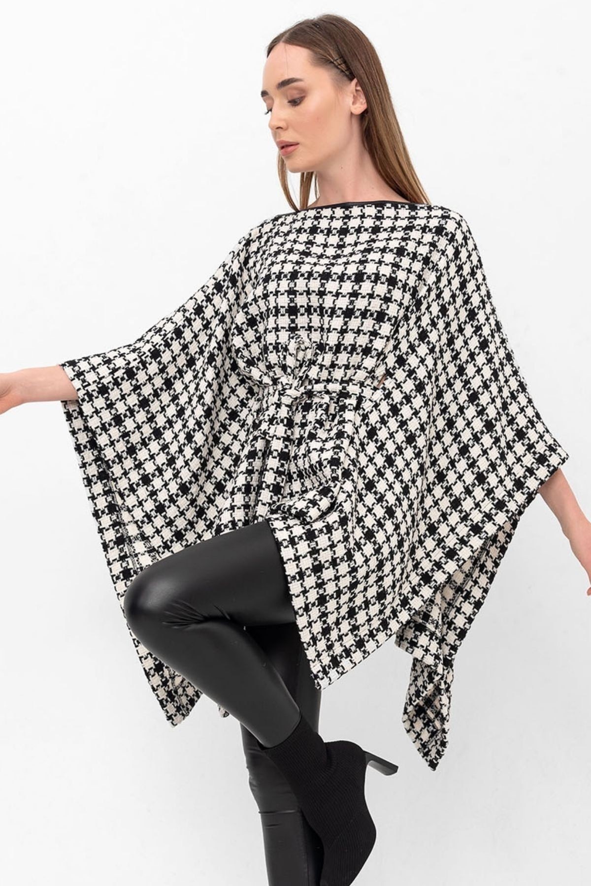 Kuşak Detay Kayık Yaka Dokulu Oversize Şık Tasarım Panço&pelerin