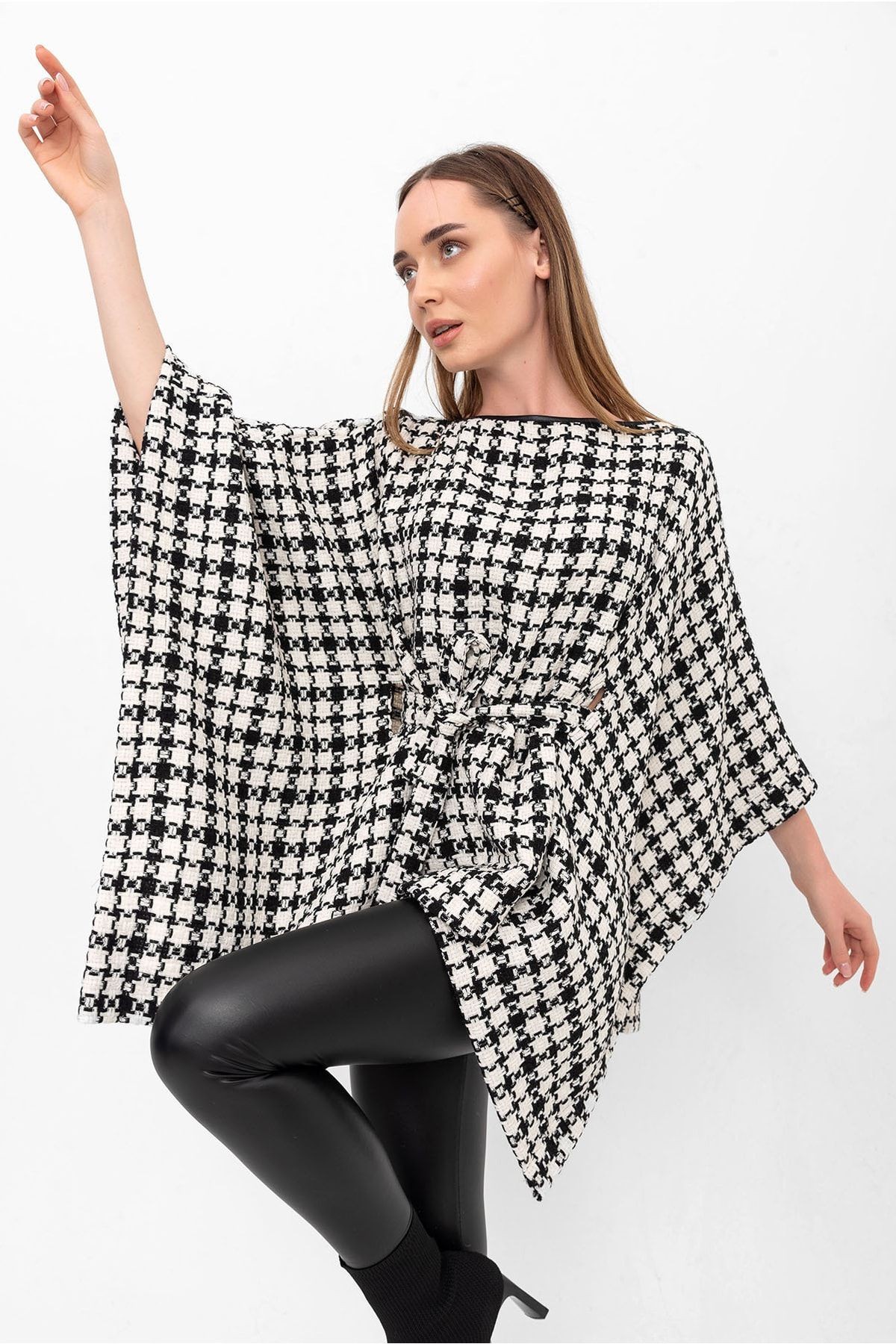 Kuşak Detay Kayık Yaka Dokulu Oversize Şık Tasarım Panço&pelerin