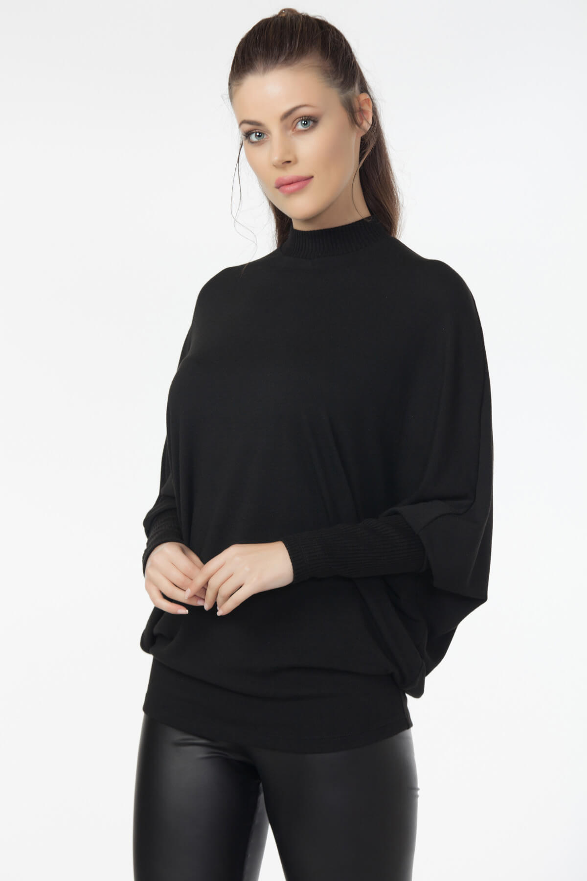 Kadın Siyah Triko Bluz 19L6456