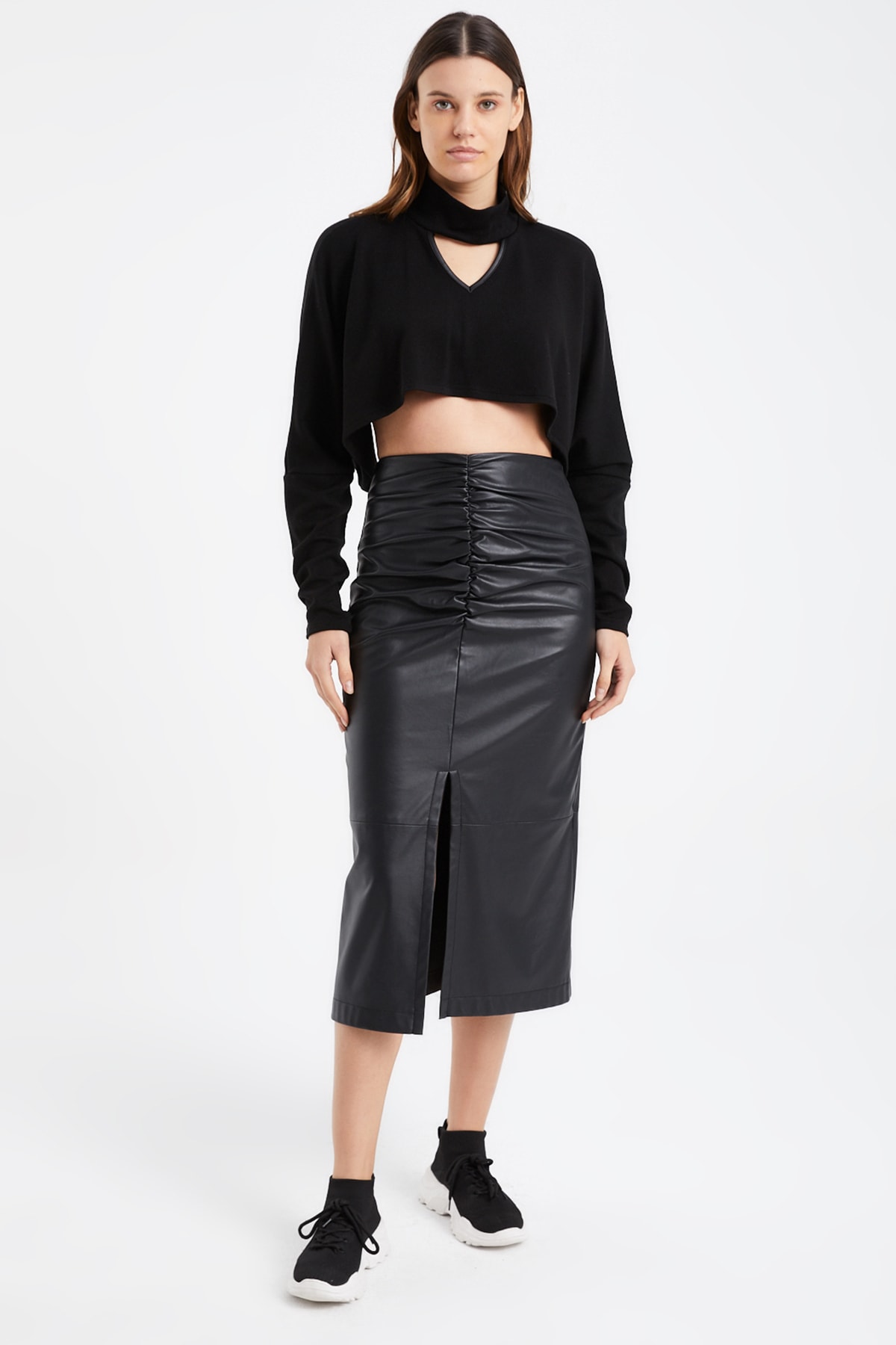 Kadın Siyah Yaka Detay Triko Crop Bolero