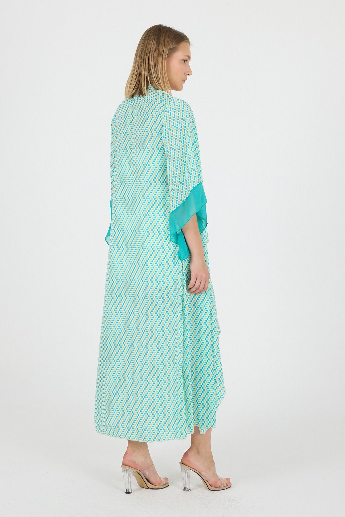 Puantyeli Şal Yaka Kol Ucu Saten Detay Volan Kol Şifon Maxi Kimono Kaftan Plaj Giyim 25L8115