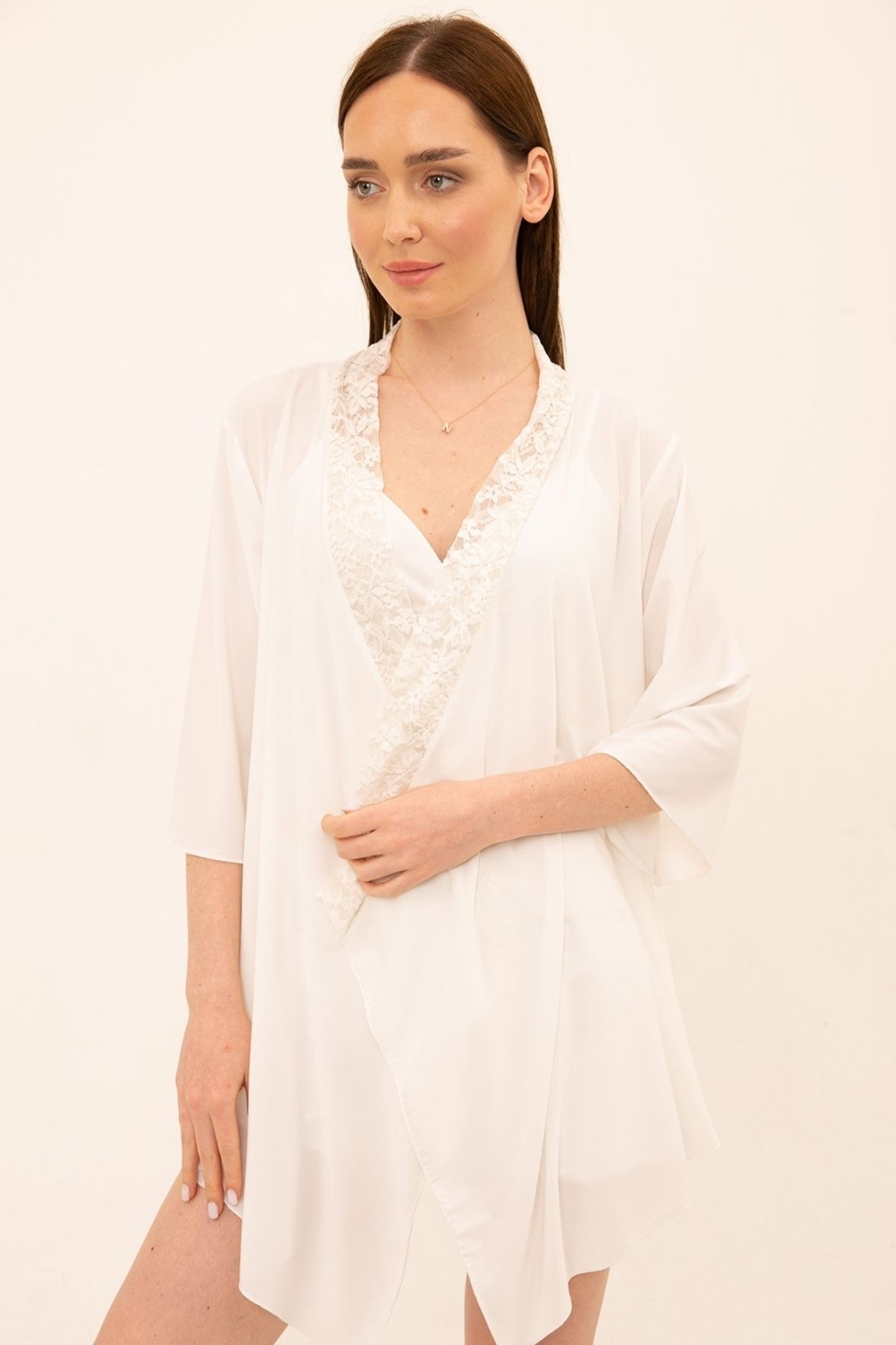 Ecru Yakada Dantel Detay Hırka&kimono