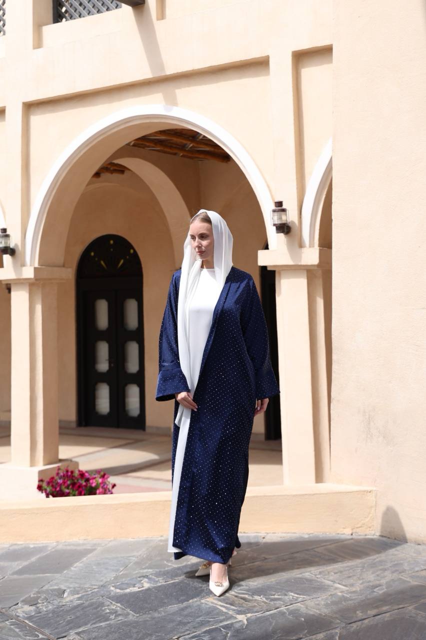 ZÜHRE ABAYA