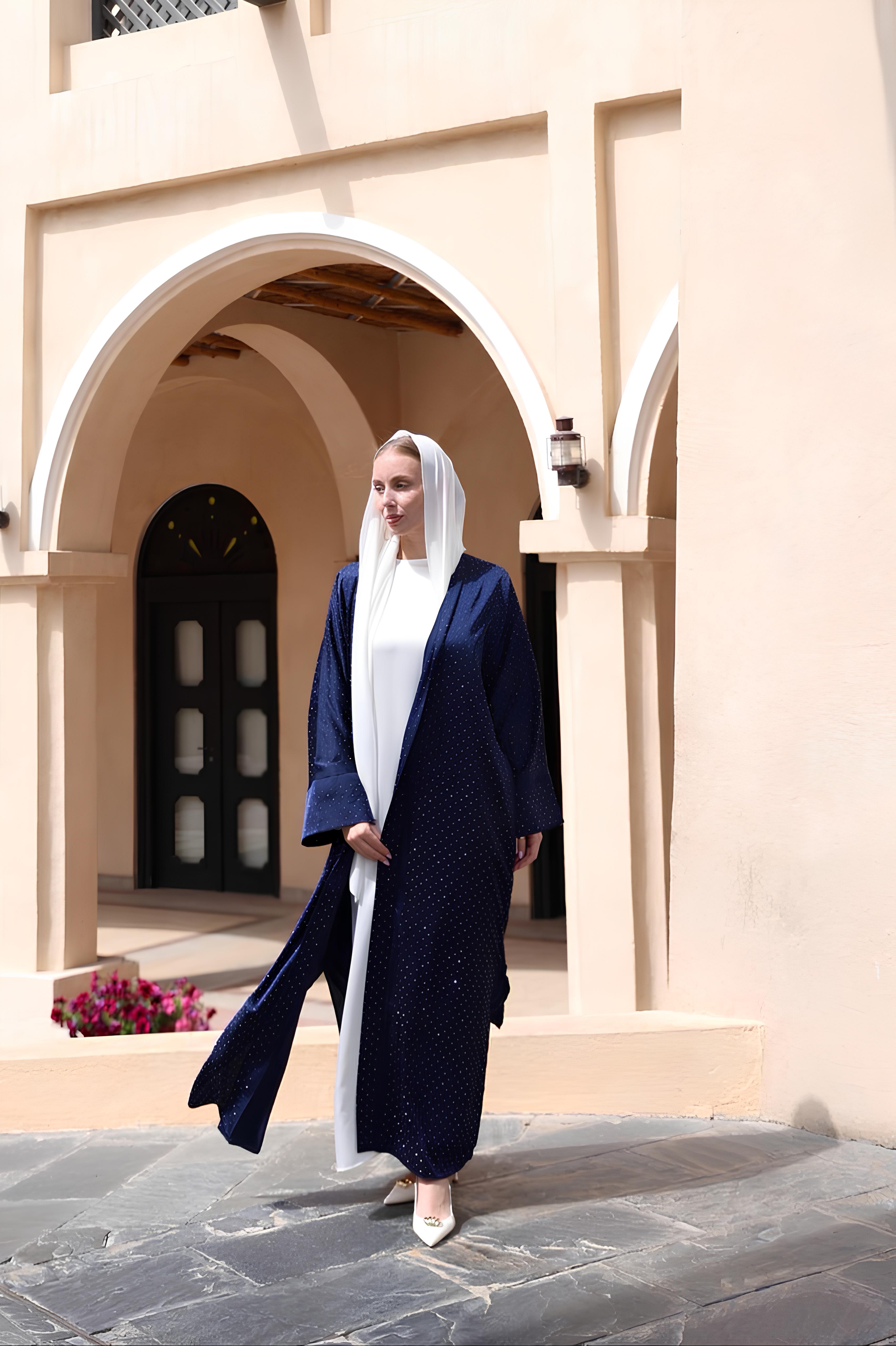 ZÜHRE ABAYA