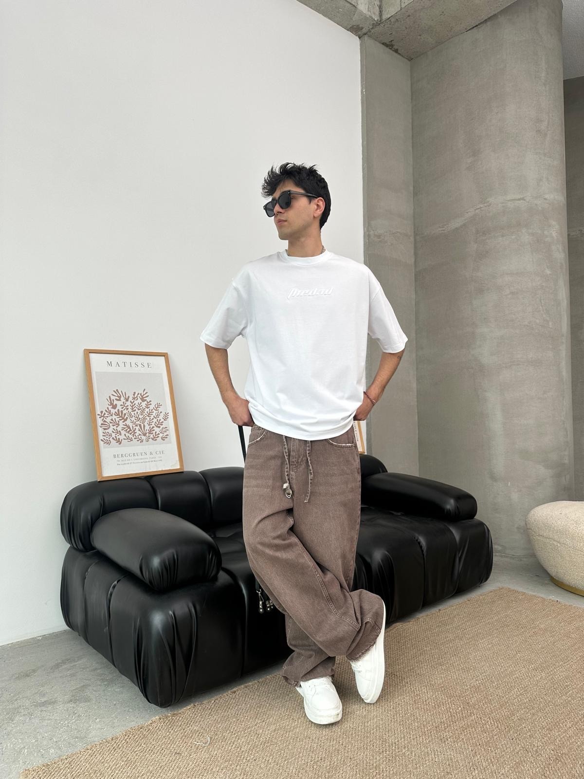 Pedad Nakışlı Beyaz T-Shirt