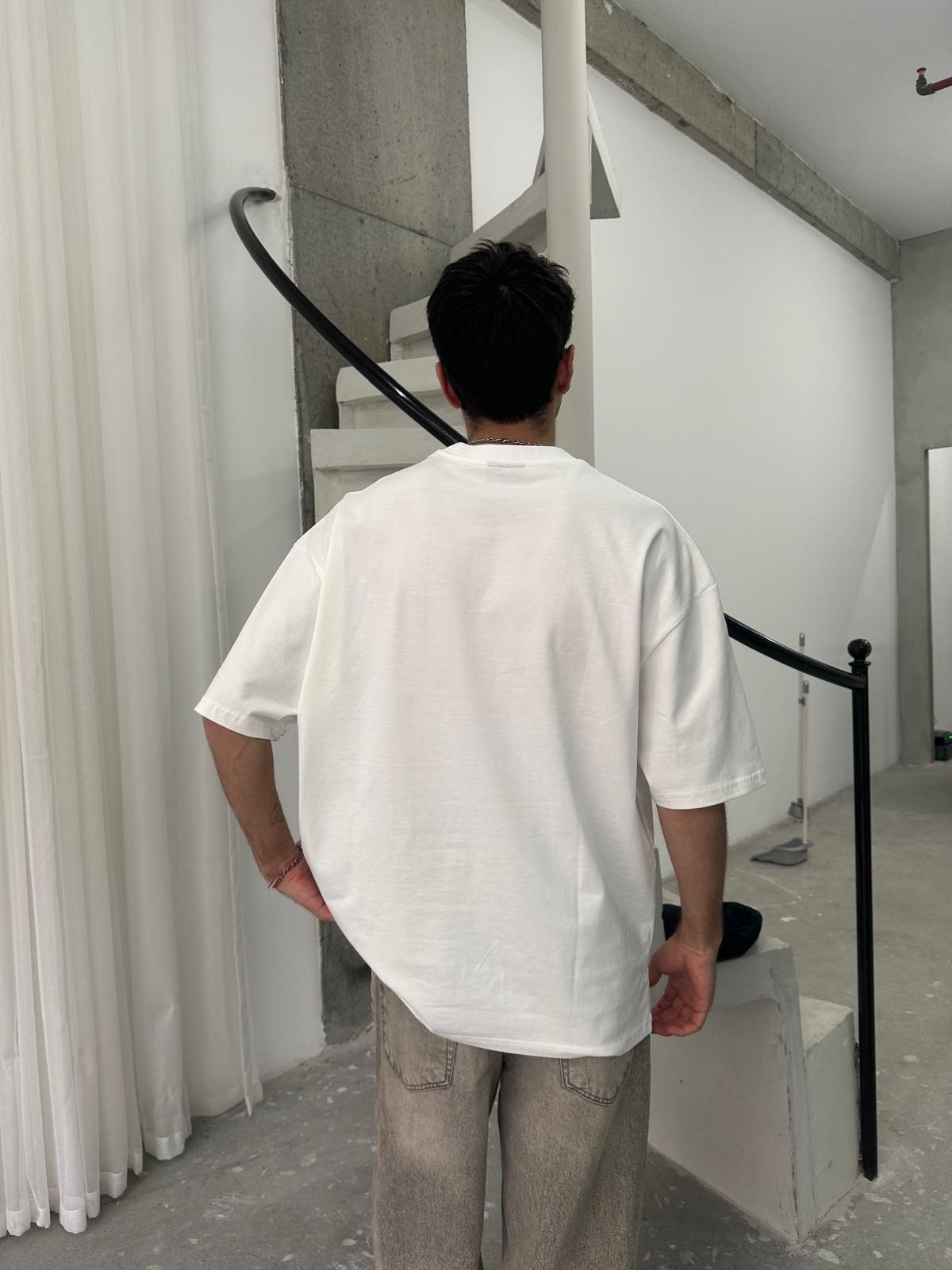 Broken Souls Beyaz Oversize T-Shirt 