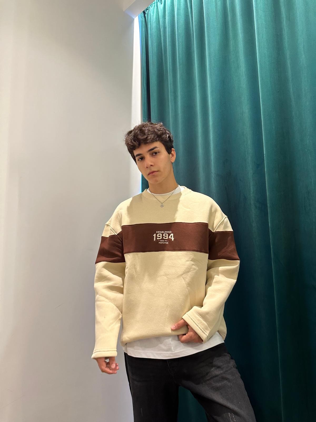 1994 Oversize Bej Sweatshirt