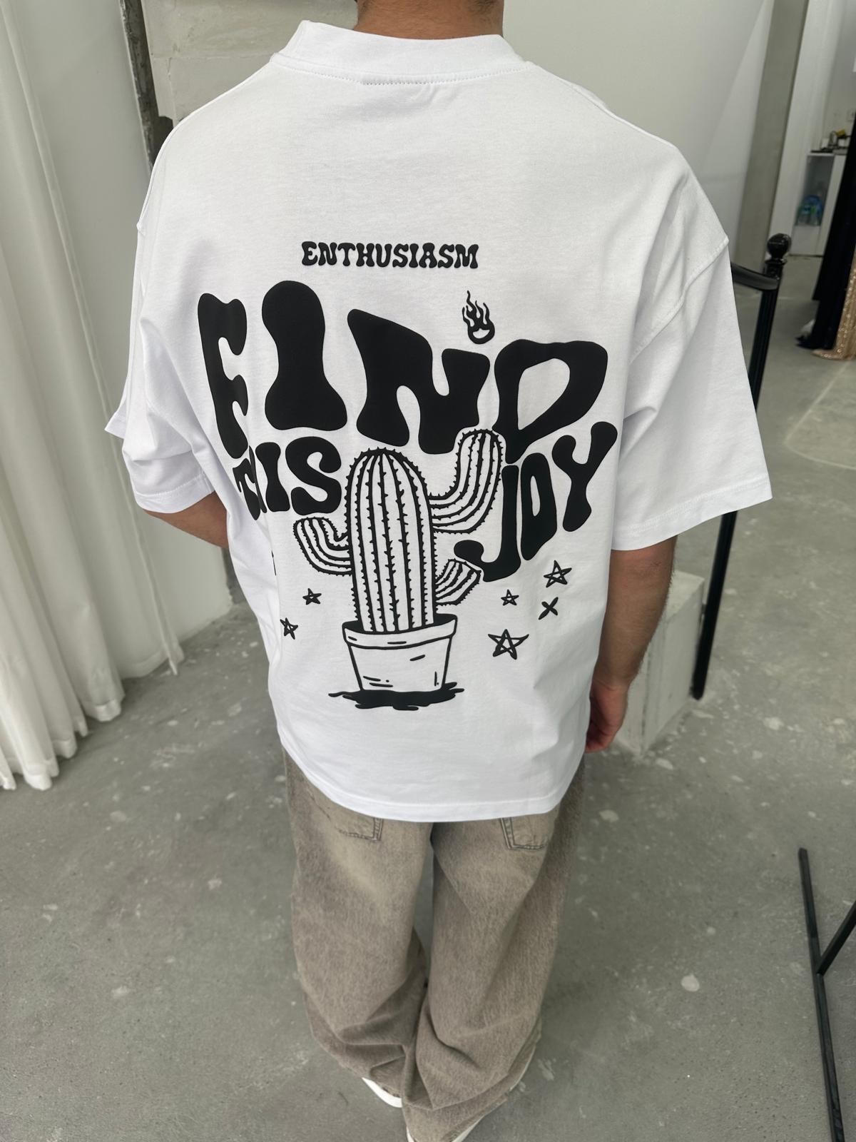 Find Cactüs Back Print White T-Shirt 