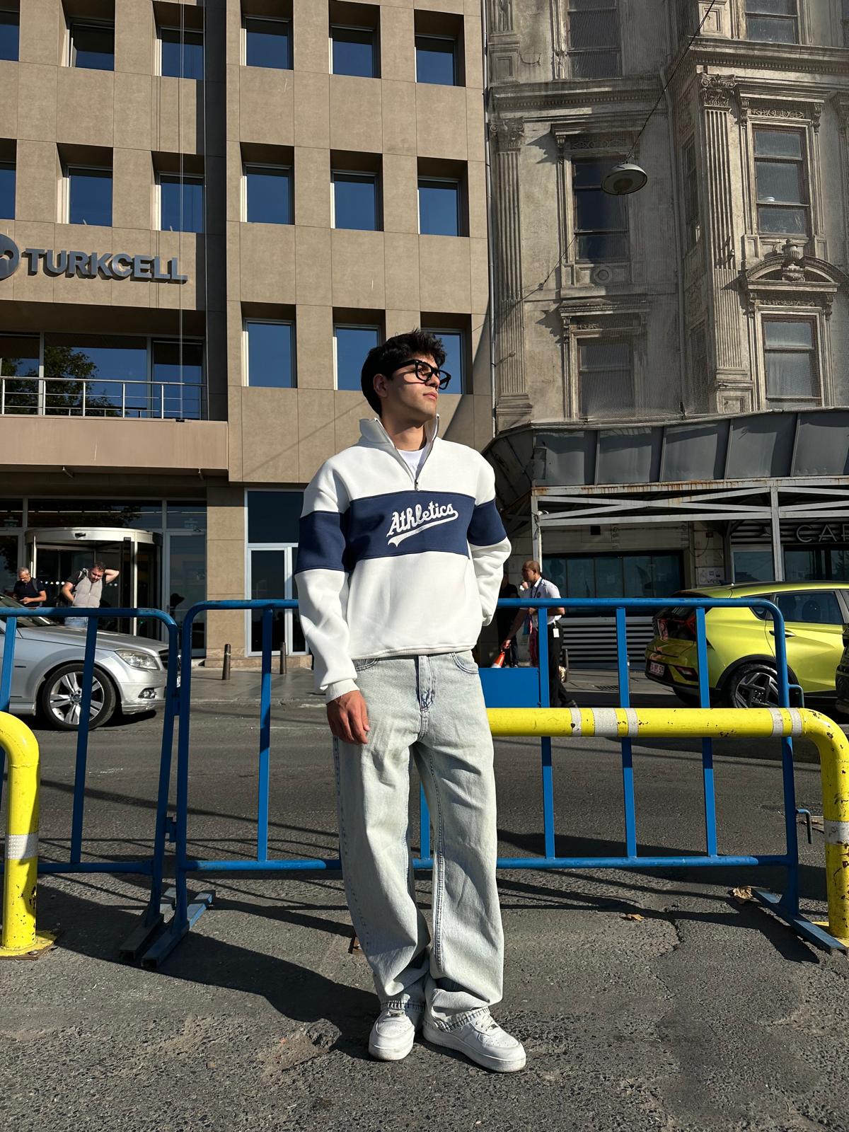 Athletics Half Zip - Beyaz