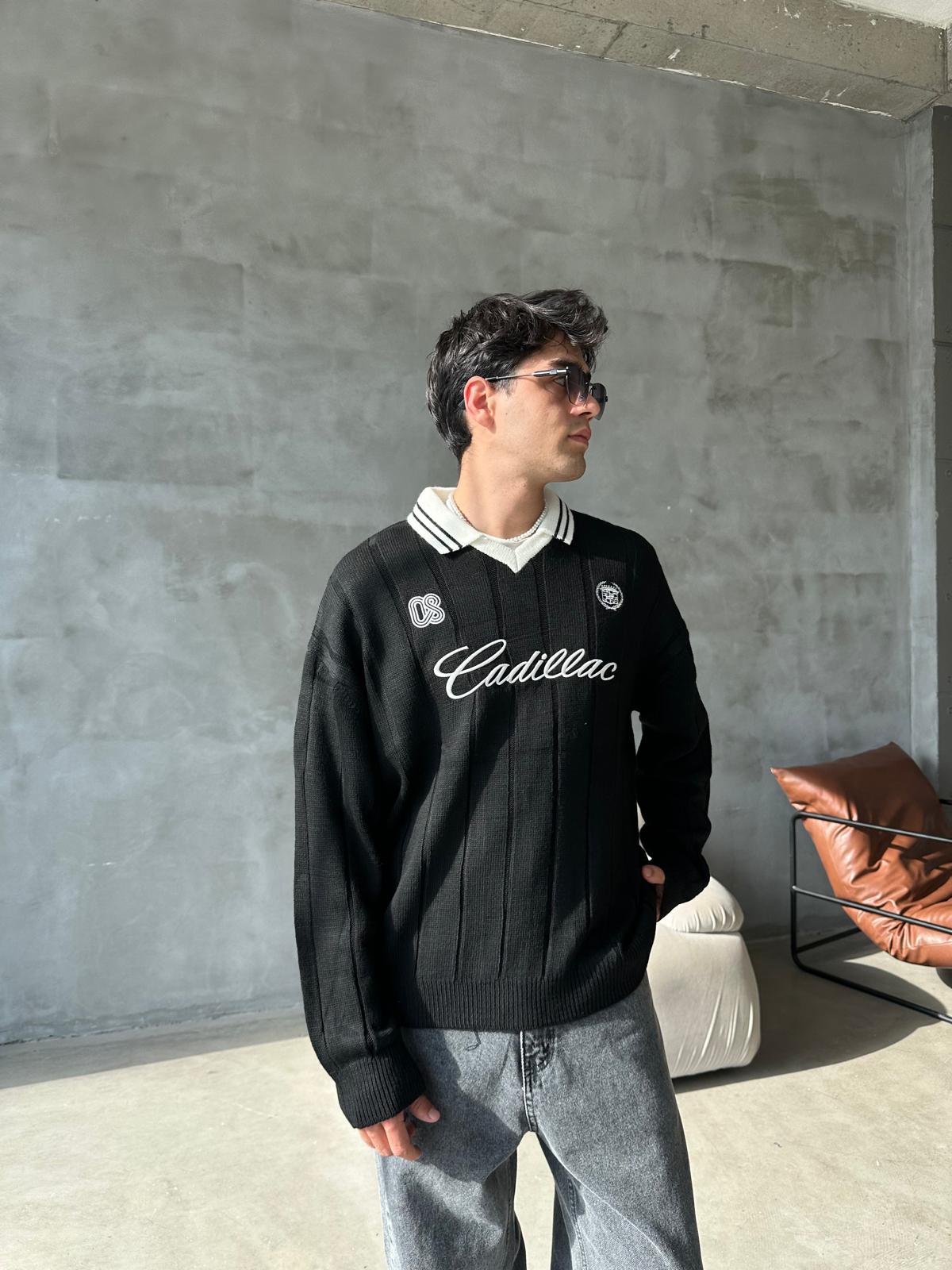 Nakışlı Polo Yaka Triko - Siyah