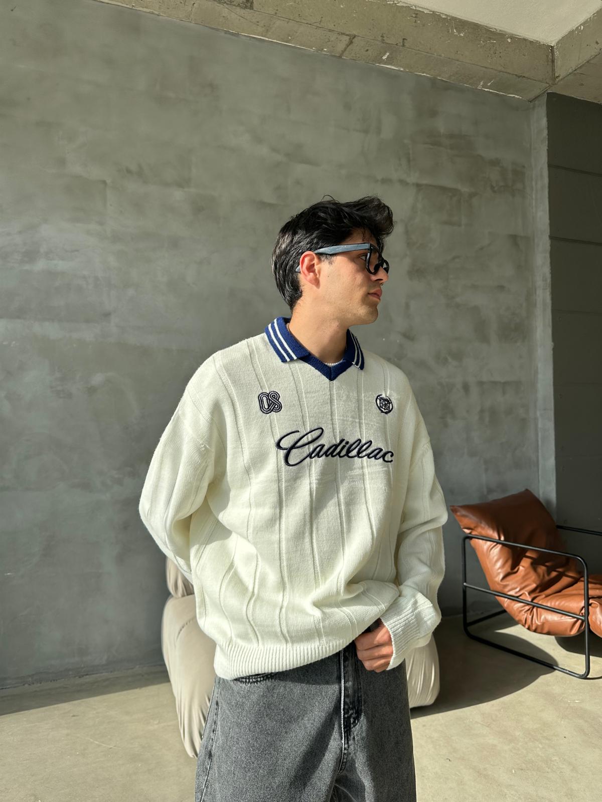 Nakışlı Polo Yaka Triko - Beyaz