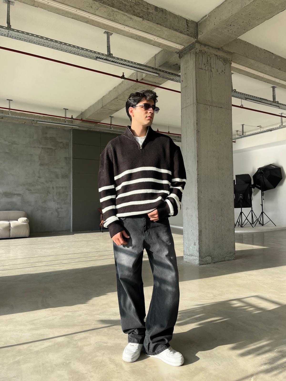 Çizgili Yarım Fermuarlı Triko Sweatshirt - Siyah