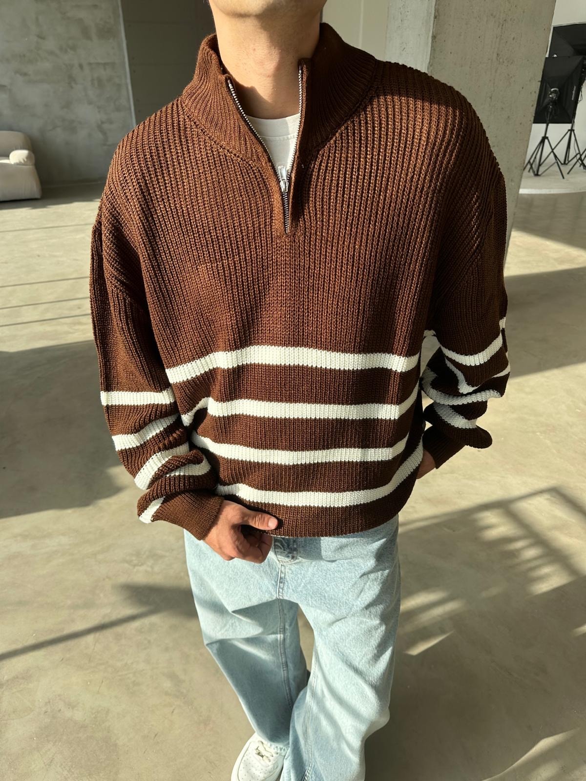 Çizgili Yarım Fermuarlı Triko Sweatshirt - Kahve