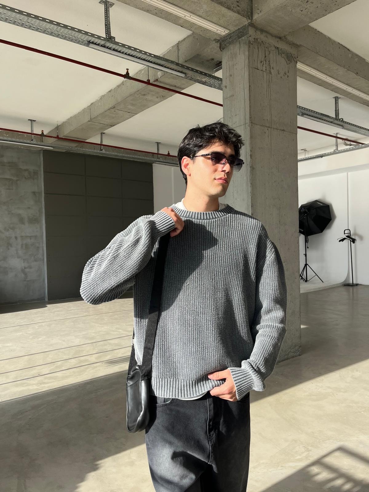 Acid Wash Triko Basic Sweatshirt - Gri