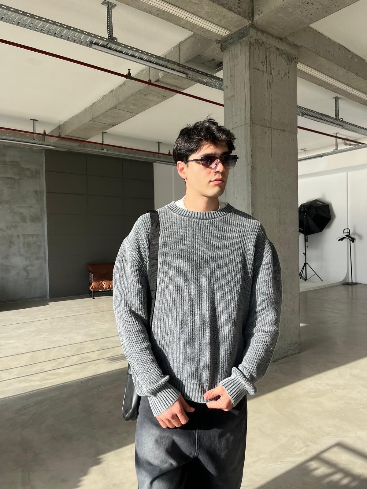 Acid Wash Triko Basic Sweatshirt - Gri