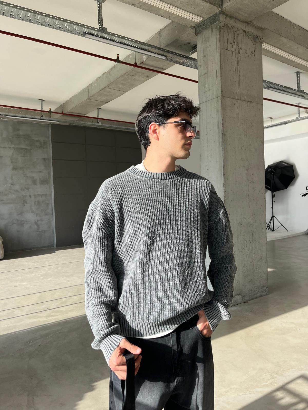 Acid Wash Triko Basic Sweatshirt - Gri