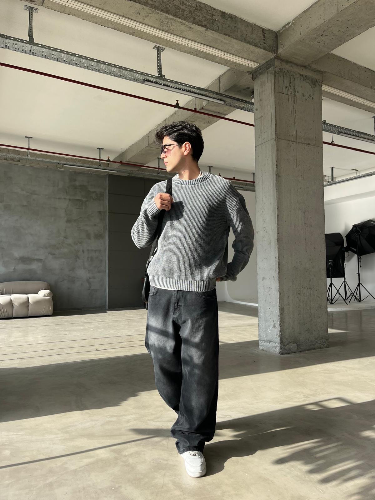 Acid Wash Triko Basic Sweatshirt - Gri