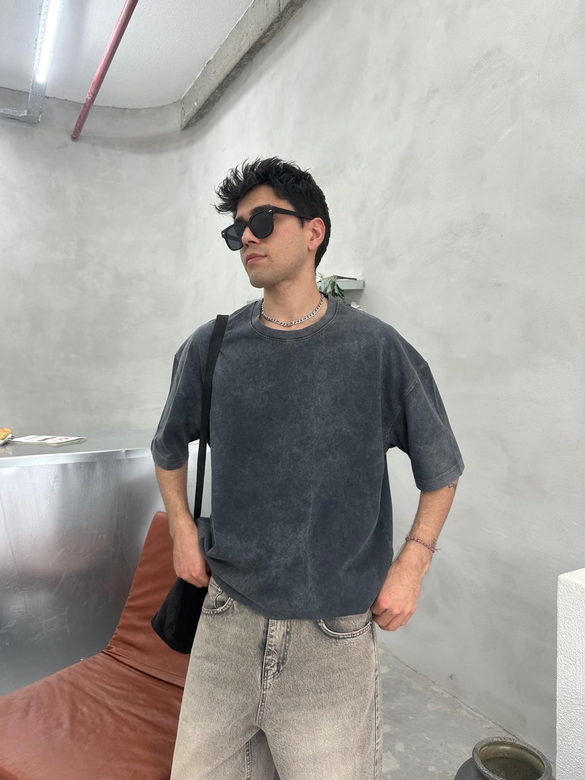 Koyu Yıkamalı Oversize T-Shirt