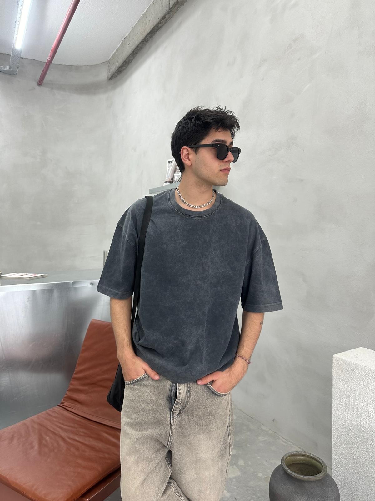 Koyu Yıkamalı Oversize T-Shirt
