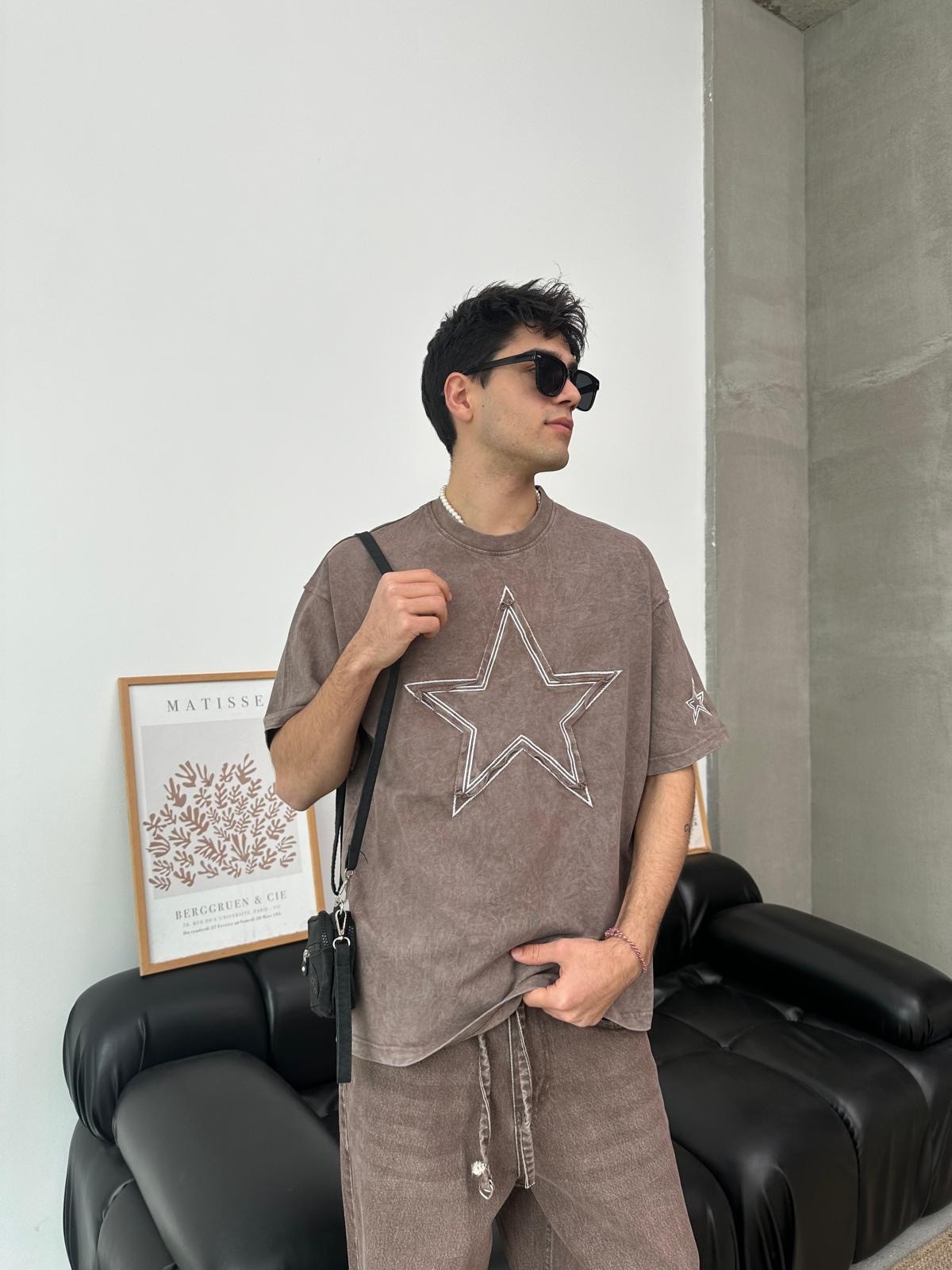 Star Detail Kahve Oversize T-Shirt
