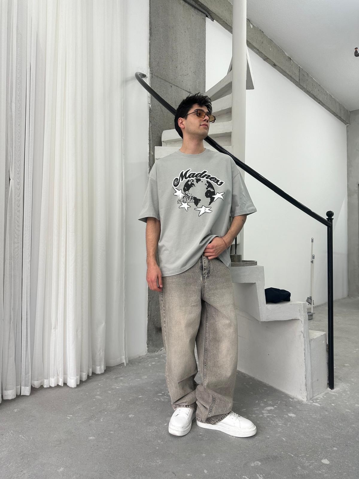 Madness Star Füme T-Shirt