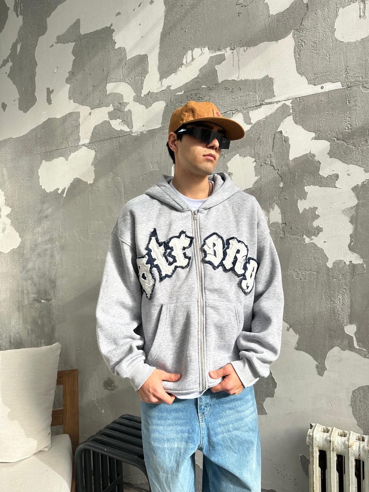 Strong Nakışlı Gri Oversize Zip-Hoodie