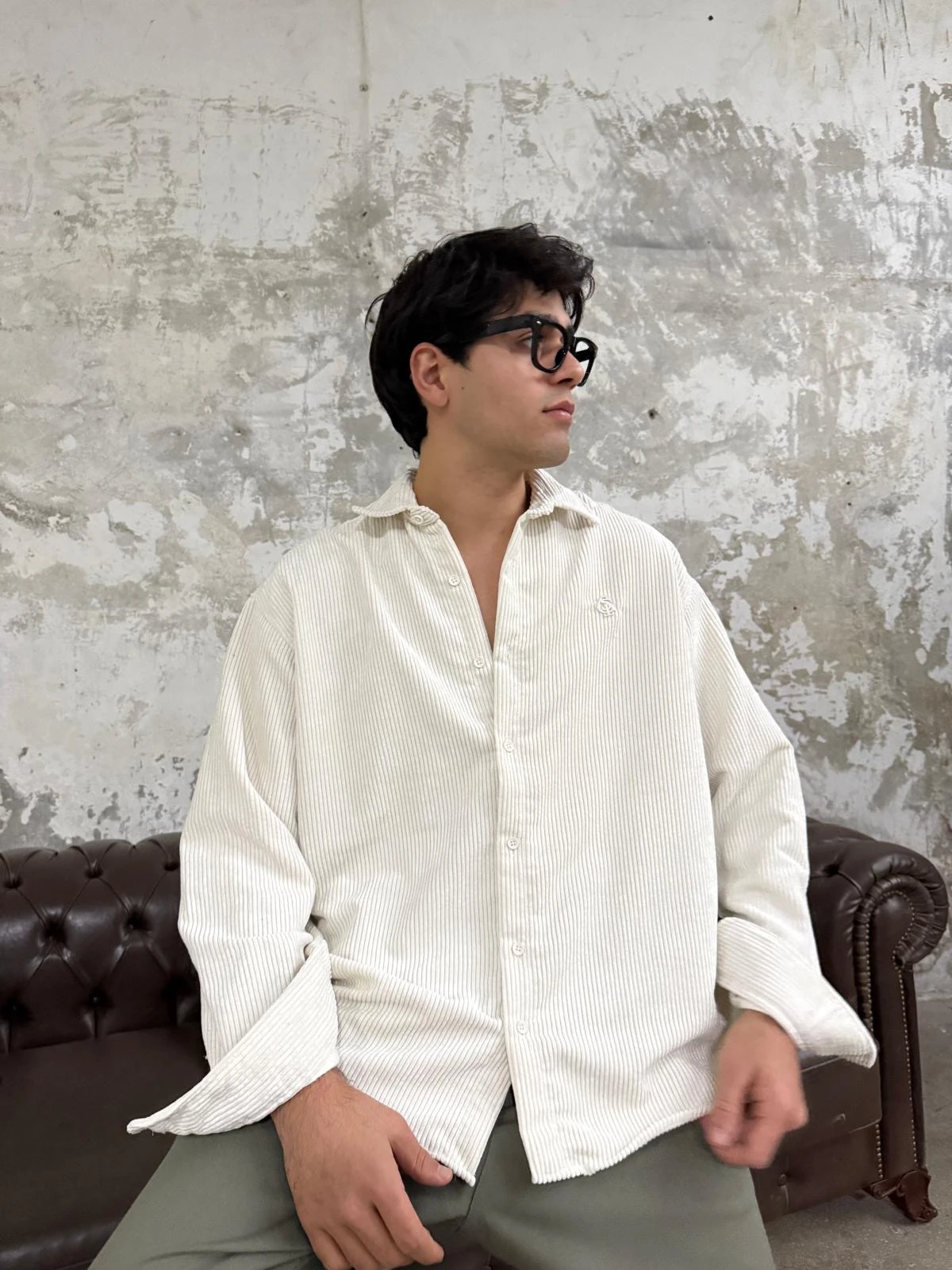 Kadife Beyaz Oversize Gömlek