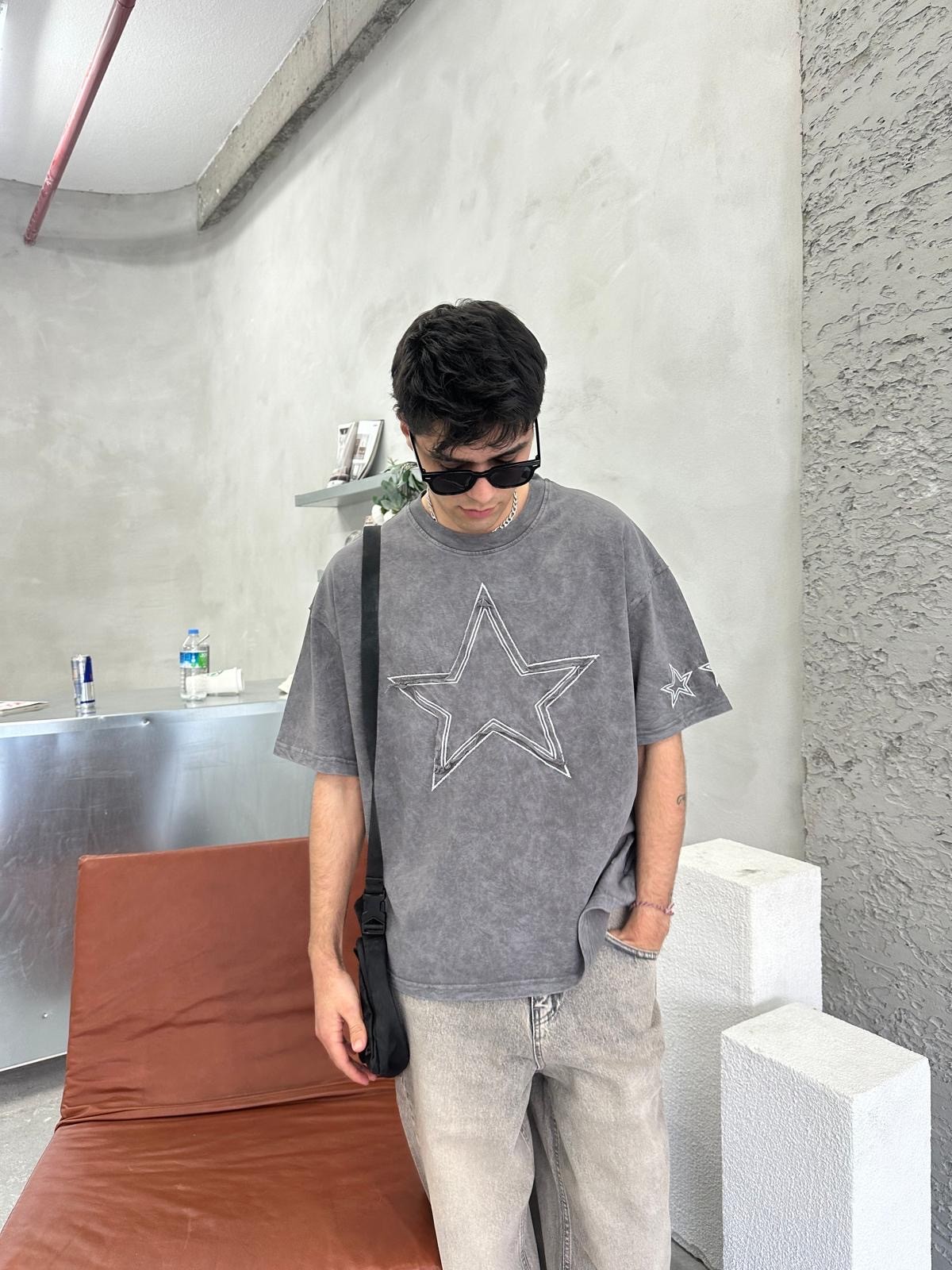 Star Detail Gri Oversize T-Shirt