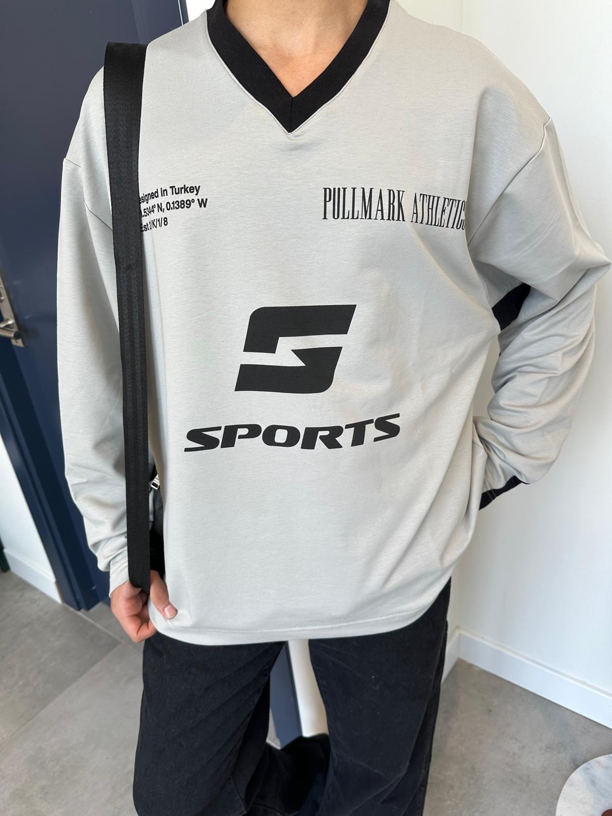 Sports Print Grey Oversize Forma