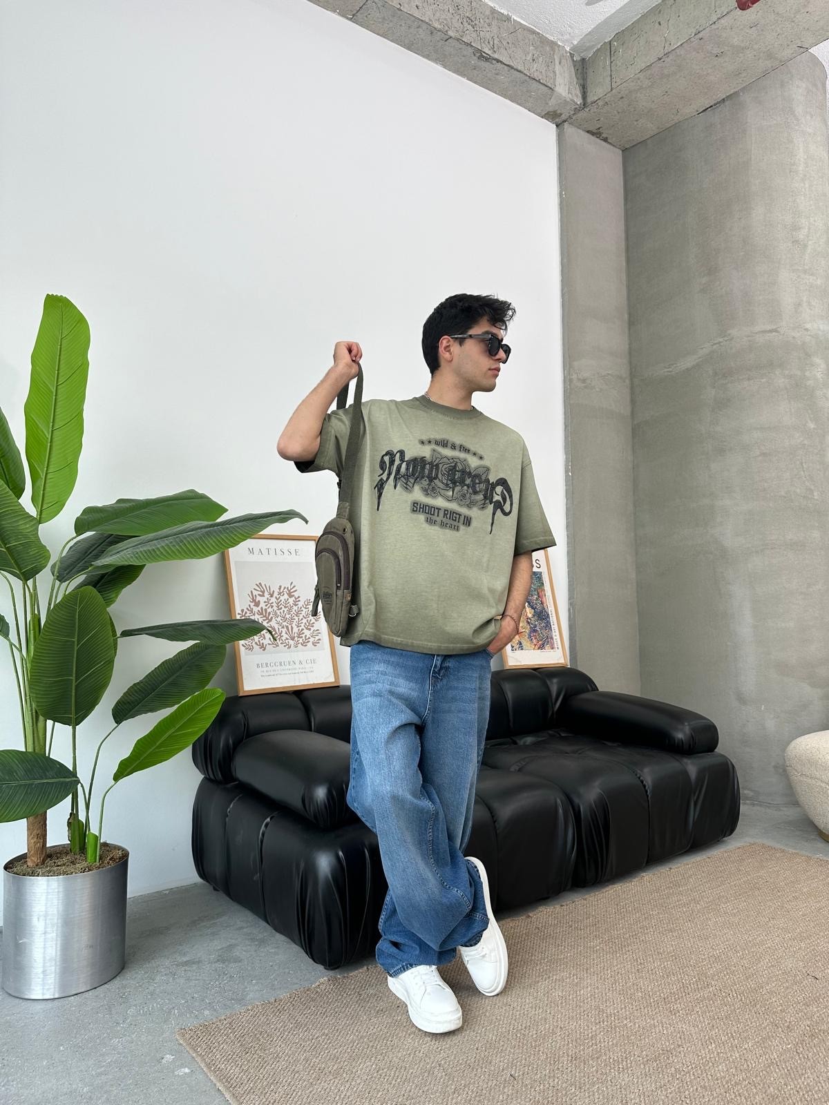 Shoot Now Haki Oversize T-Shirt