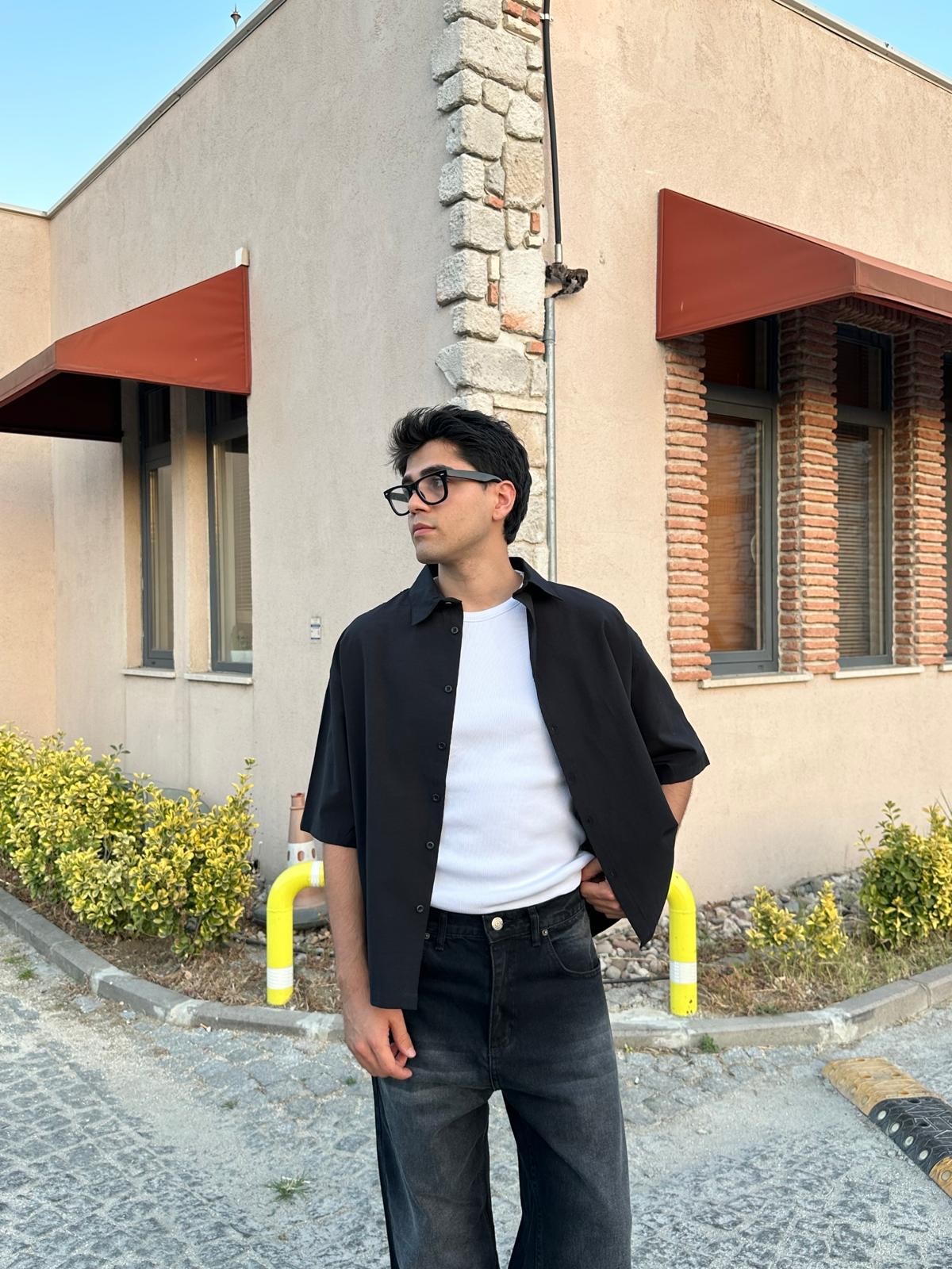Siyah Kısa Kollu Oversize Gömlek