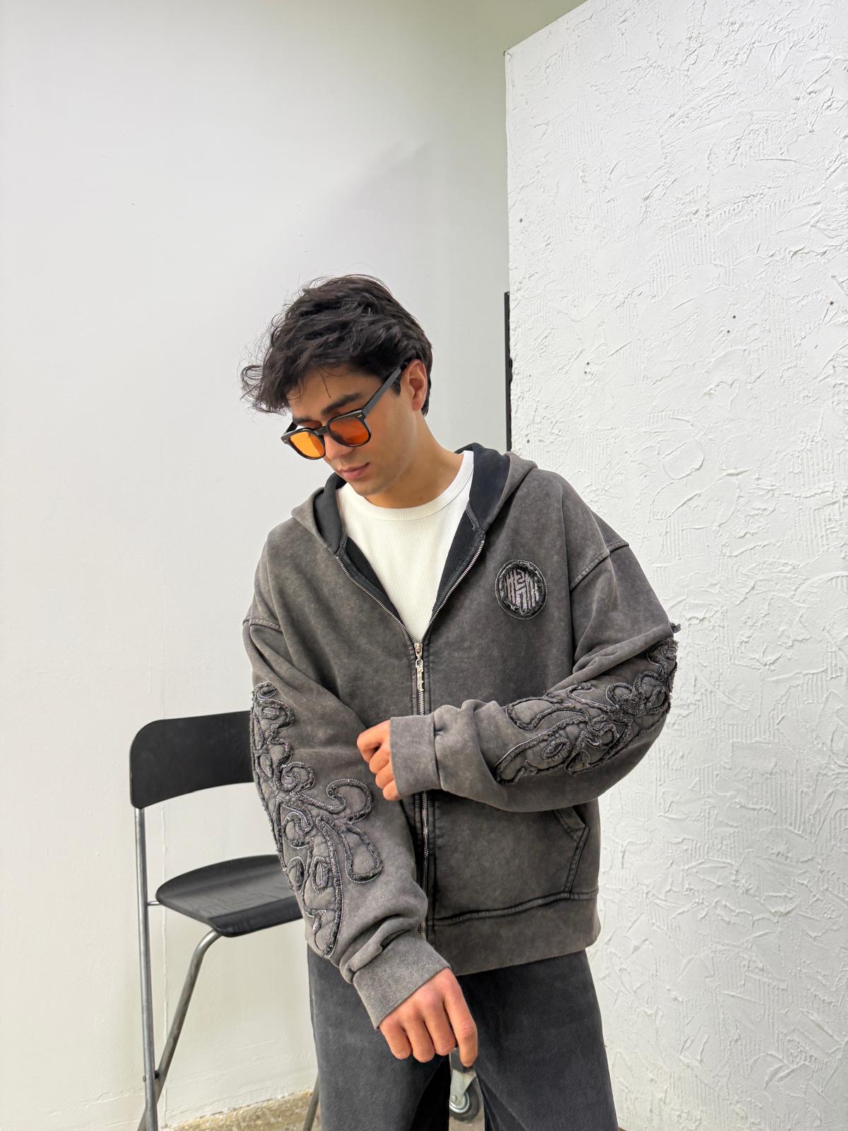 Kol Patch Detay Washed Black Diyagonel Zip Hoodie