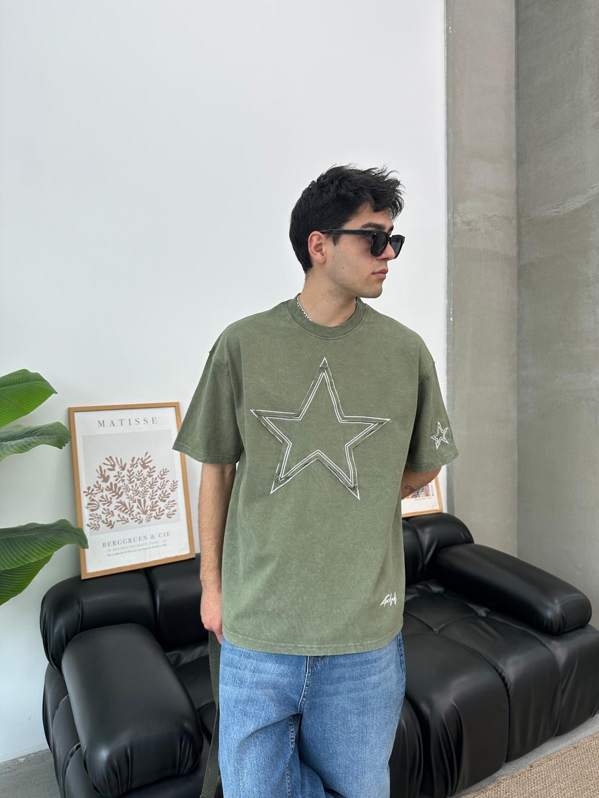 Star Detail Haki Oversize T-Shirt 