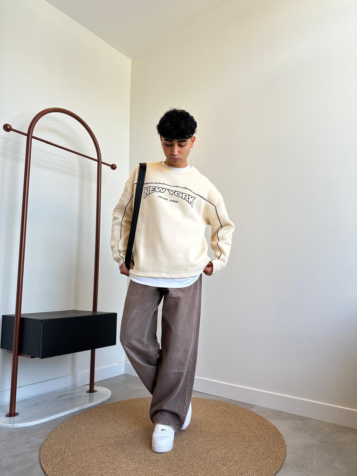 New York Oversize Bej Sweatshirt