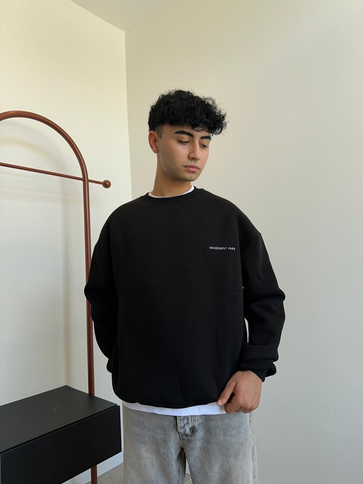 Grand Park Black Oversize Sweatshirt