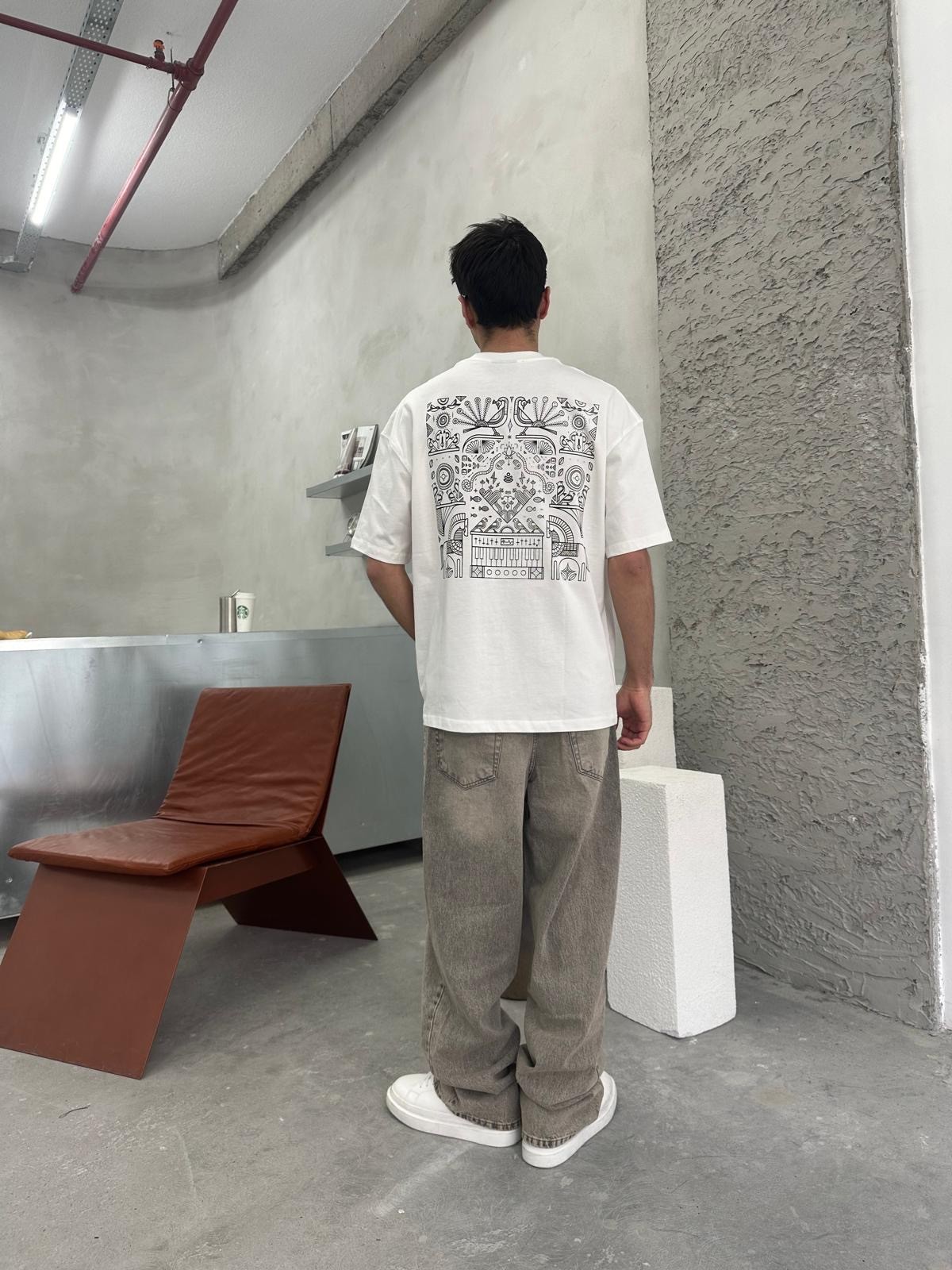 Tribes Etnik Baskılı Beyaz T-Shirt