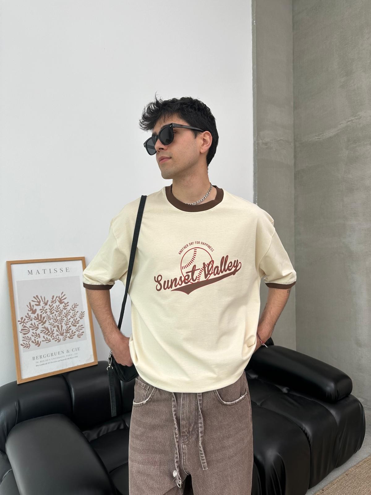 Sunset Valley Baskılı Kol Detay Oversize Bej T-Shirt 