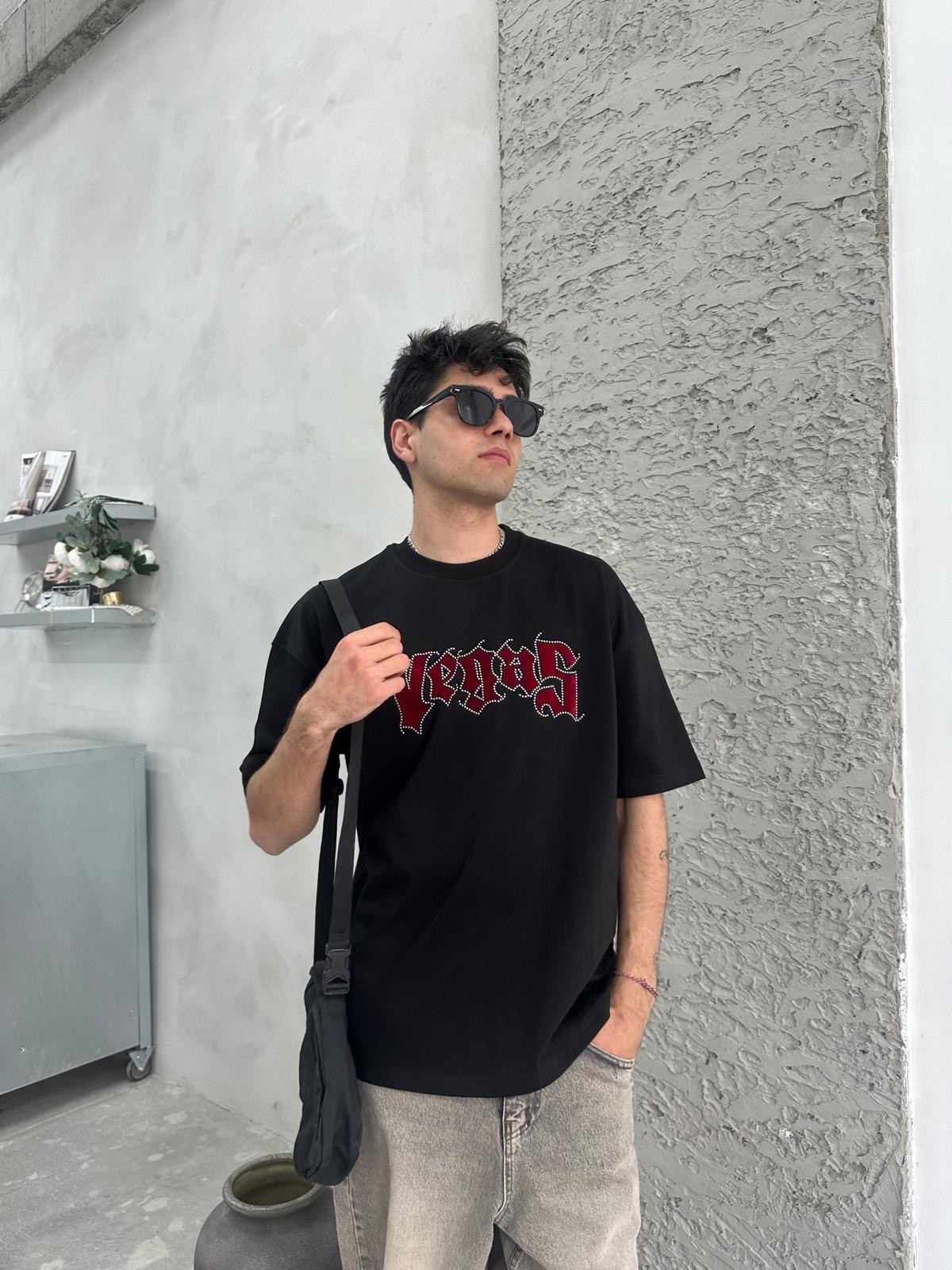 Vegas Taş Detaylı Siyah T-Shirt