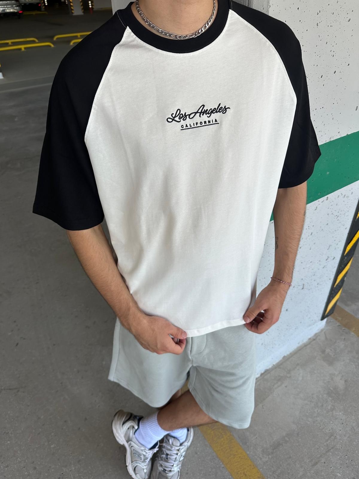 Los Angeles Reglan Kol Oversize T-Shirt