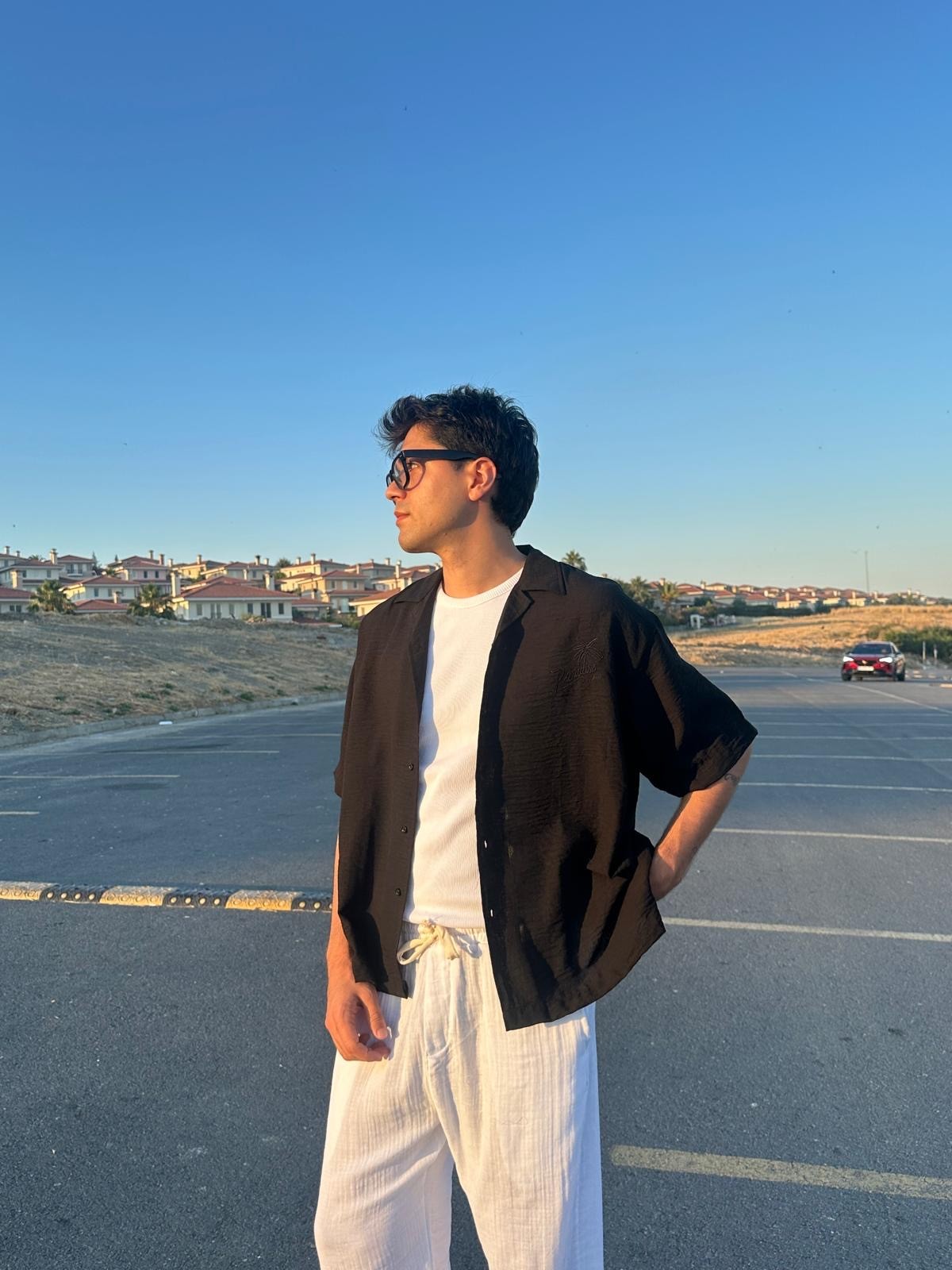 Seaside Nakışlı Siyah Kısa Kollu Gömlek