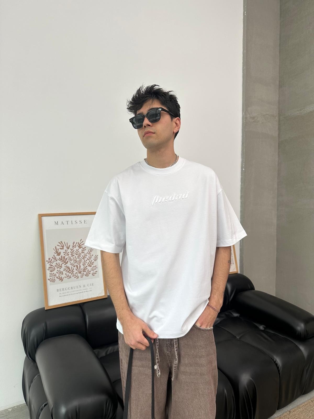 Pedad Nakışlı Beyaz T-Shirt