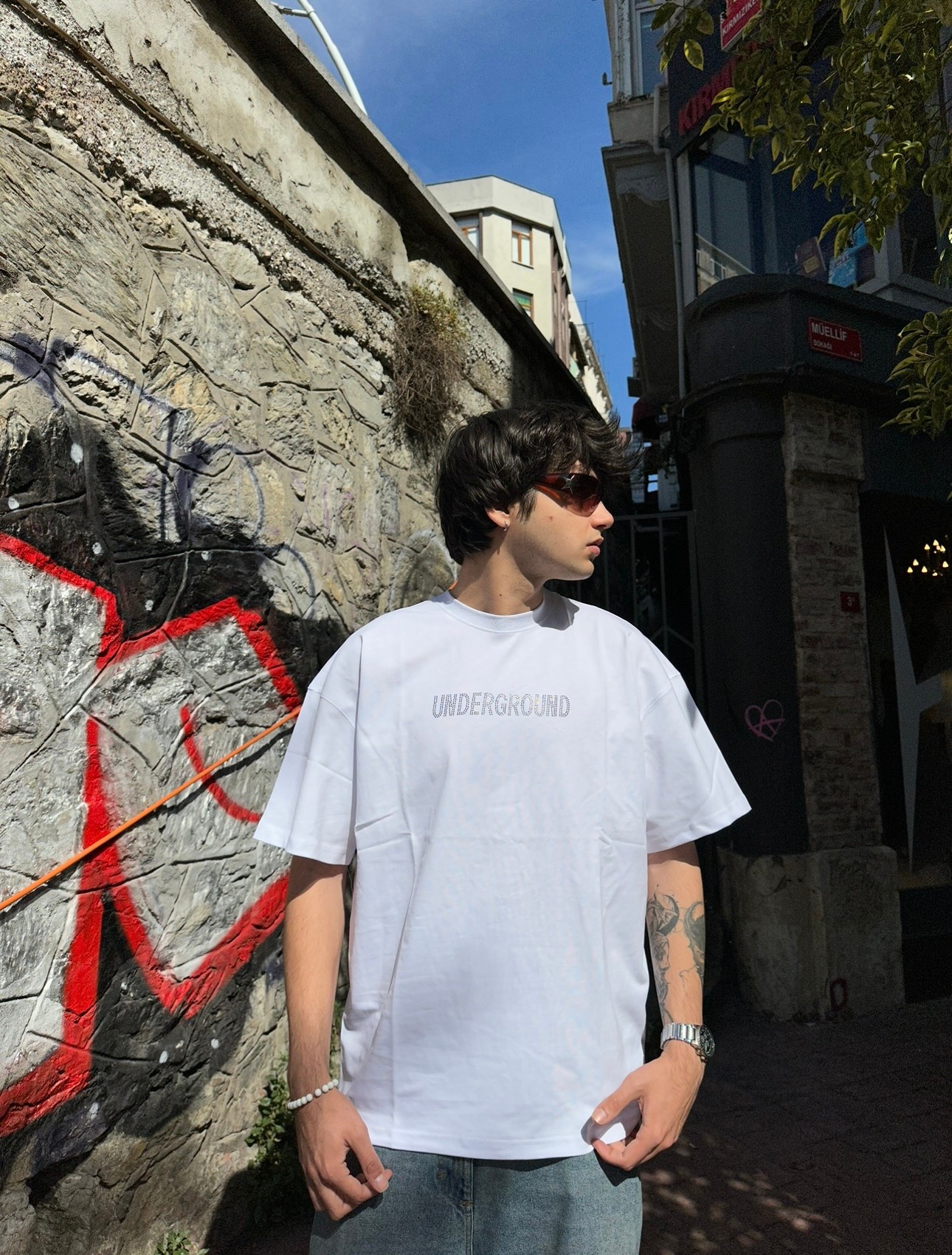 Underground Taş Detay Beyaz T-shirt