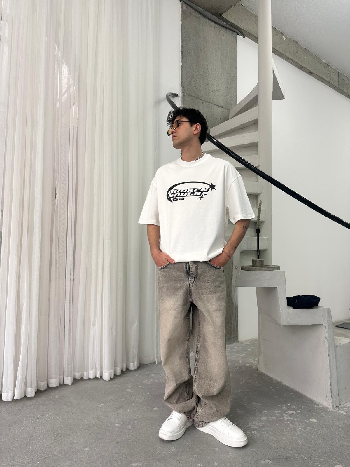 Broken Souls Beyaz Oversize T-Shirt 