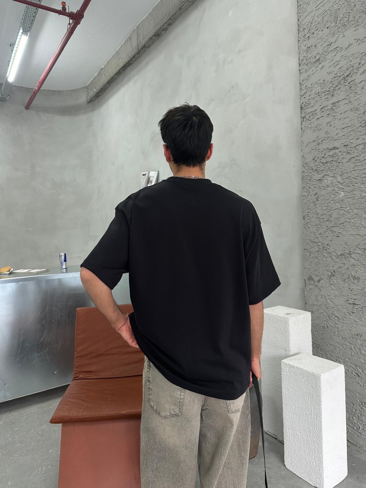 Pedad Nakışlı Siyah T-Shirt 